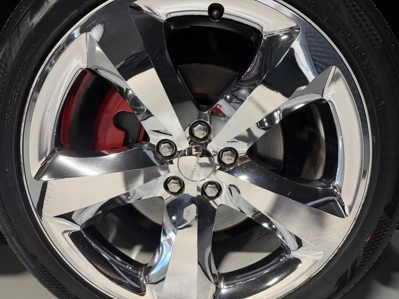Used 2014 Dodge Challenger R/T RWD image 10