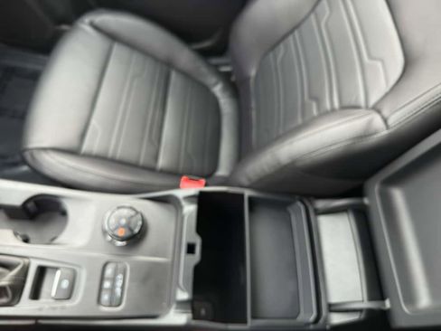 New 2025 Ford Ranger Lariat w/ FX4 Off-Road Package image 32