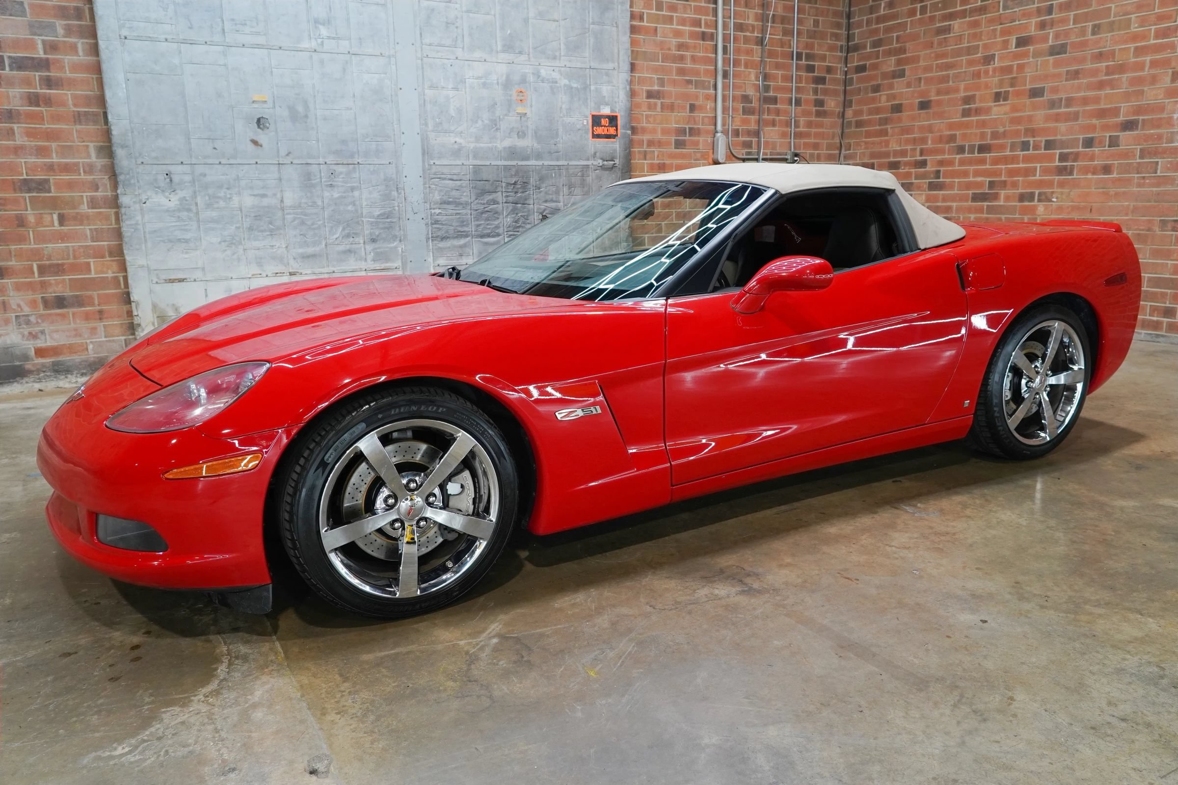 Used 2008 Chevrolet Corvette Convertible w/ Preferred Equipment Group RWD image 7