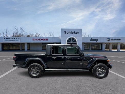 Used 2020 Jeep Gladiator Rubicon AWD/4WD image 2