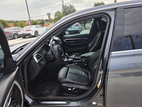 Used 2017 BMW 330i Sedan RWD image 11