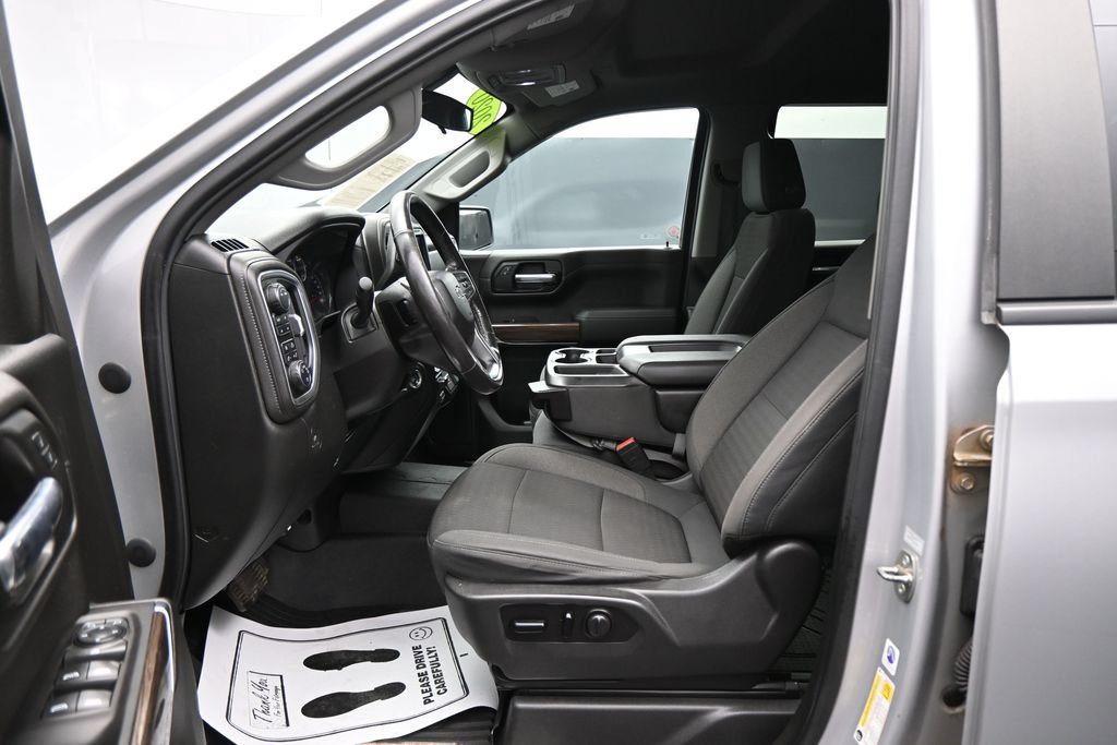 Used 2020 Chevrolet Silverado 1500 RST w/ True North Edition AWD/4WD image 9