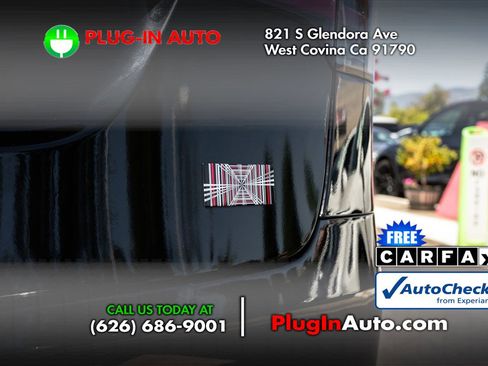 Used 2023 Tesla Model X Plaid image 8