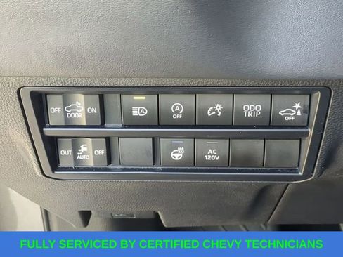 Used 2023 Toyota Tundra Platinum w/ Advanced Package image 28