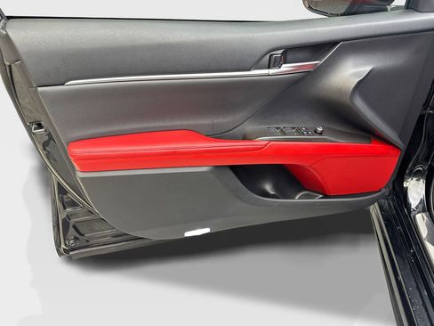 Used 2024 Toyota Camry XSE FWD image 31