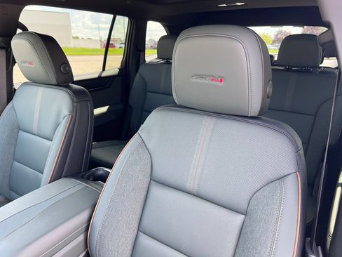 New 2026 GMC Acadia AT4 w/ Luxury Package AWD/4WD image 13