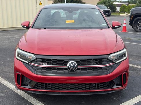 Used 2023 Volkswagen Jetta GLI Autobahn FWD image 2