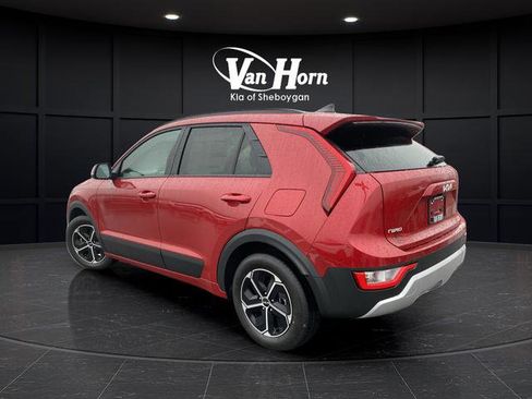 New 2026 Kia Niro EX image 7