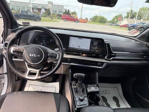 Used 2023 Kia Sportage X-Line w/ X-Line Premium Package AWD/4WD image 7
