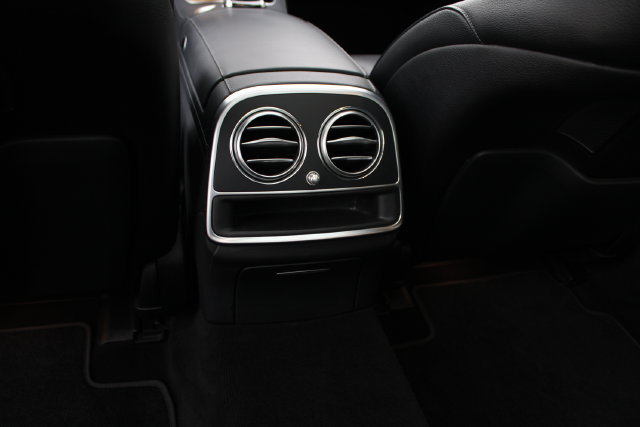Used 2020 Mercedes-Benz S 450 4MATIC Sedan image 25