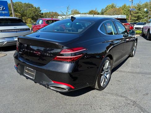 Used 2025 Genesis G70 2.5T image 7