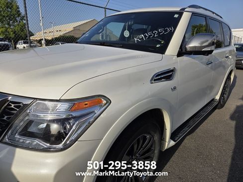 Used 2019 Nissan Armada Platinum w/ Captain's Chairs Package RWD image 10