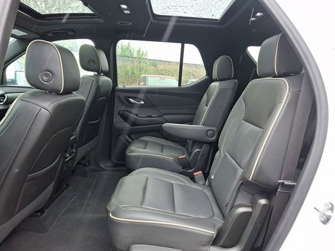 Certified 2023 Chevrolet Traverse Premier AWD/4WD image 10