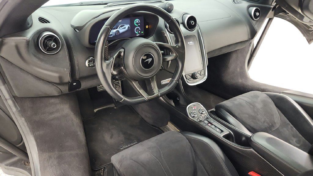 Used 2019 McLaren 600LT RWD image 36