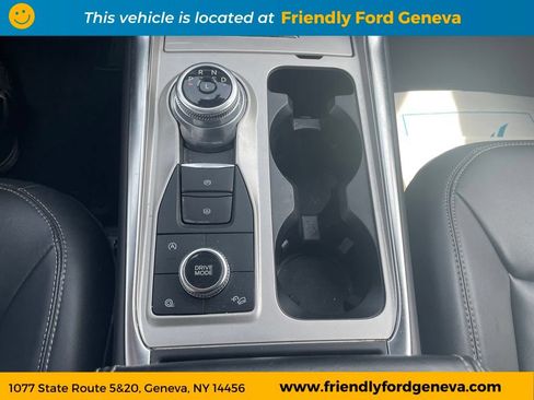 Used 2024 Ford Explorer XLT w/ Equipment Group 202A AWD/4WD image 25