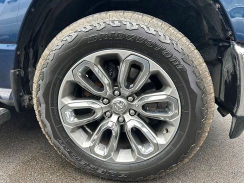 Used 2019 RAM 1500 Big Horn AWD/4WD image 5