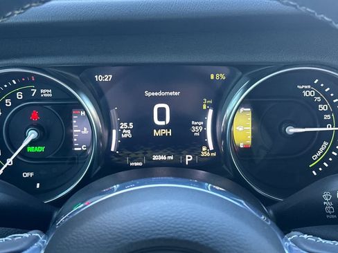 Used 2023 Jeep Wrangler Unlimited Sahara w/ Cold Weather Group AWD/4WD image 29
