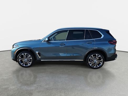 New 2026 BMW X5 xDrive40i w/ Climate Comfort Package image 8