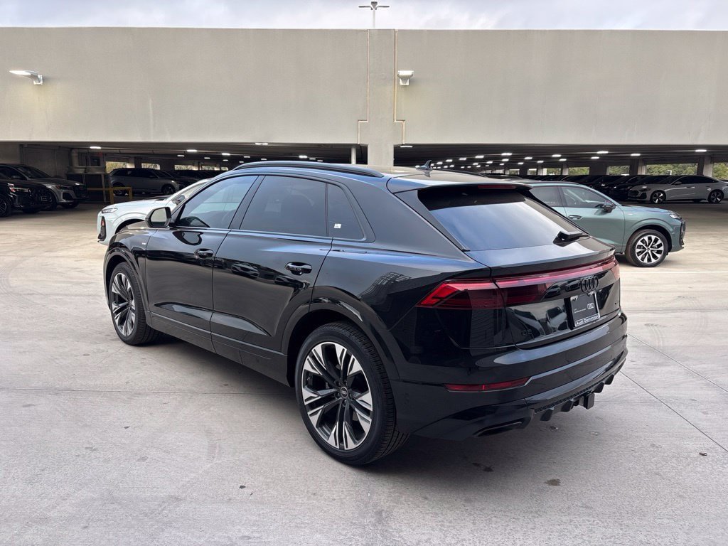 Used 2026 Audi Q8 Premium Plus AWD/4WD image 8