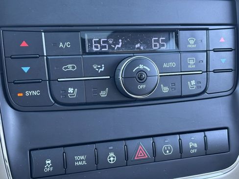 Used 2013 Jeep Grand Cherokee Limited w/ Luxury Group II image 26