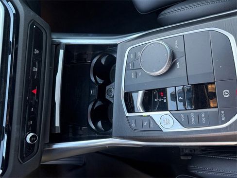 Used 2024 BMW 330i xDrive Sedan image 21