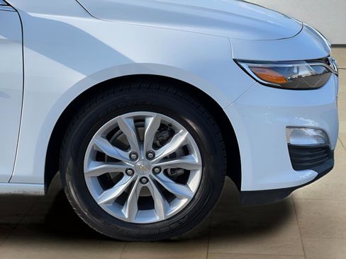 Used 2024 Chevrolet Malibu LT image 39