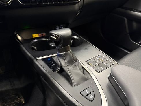 Used 2023 Lexus UX 250h AWD w/ Premium Package image 22