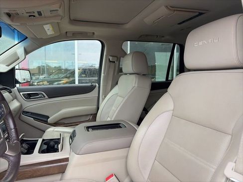 Used 2019 GMC Yukon Denali w/ Denali Ultimate Package image 9