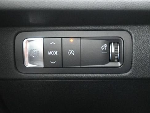 New 2026 Chevrolet Traverse LT w/ Midnight/Sport Edition FWD image 26