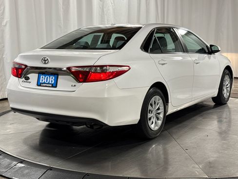 Used 2015 Toyota Camry LE FWD image 17