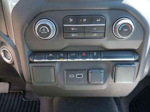 New 2026 Chevrolet Silverado 1500 Custom AWD/4WD image 22