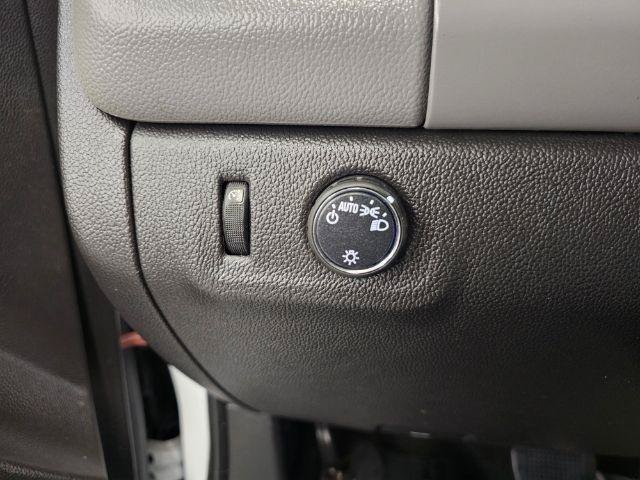 Used 2015 Chevrolet Colorado W/T RWD image 13