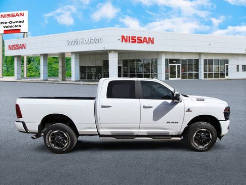 Used 2025 RAM 2500 Laramie image 5