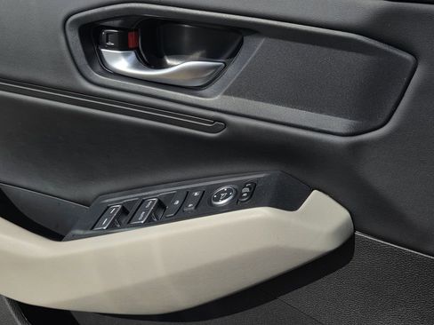 Used 2025 Honda Accord SE image 17