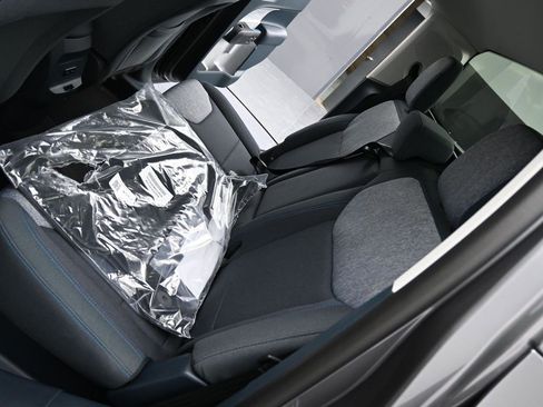 New 2025 Ford Maverick XLT w/ Equipment Group 301A image 28