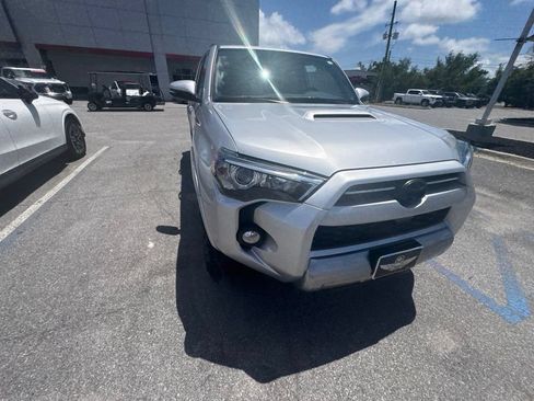 Used 2020 Toyota 4Runner TRD Off-Road Premium w/ Moonroof Package AWD/4WD image 14