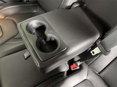 Used 2023 Jeep Cherokee Altitude Lux w/ Lux Elite Package image 36