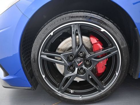 Used 2022 Chevrolet Corvette Stingray Premium Conv w/ Z51 Performance Package RWD image 44