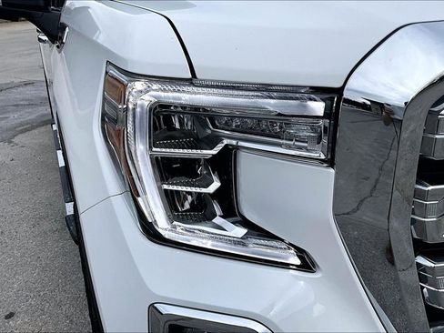 Used 2021 GMC Sierra 1500 SLT w/ SLT Premium Plus Package image 33