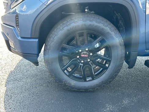 New 2026 GMC Sierra 1500 Elevation w/ Elevation Premium Package AWD/4WD image 13