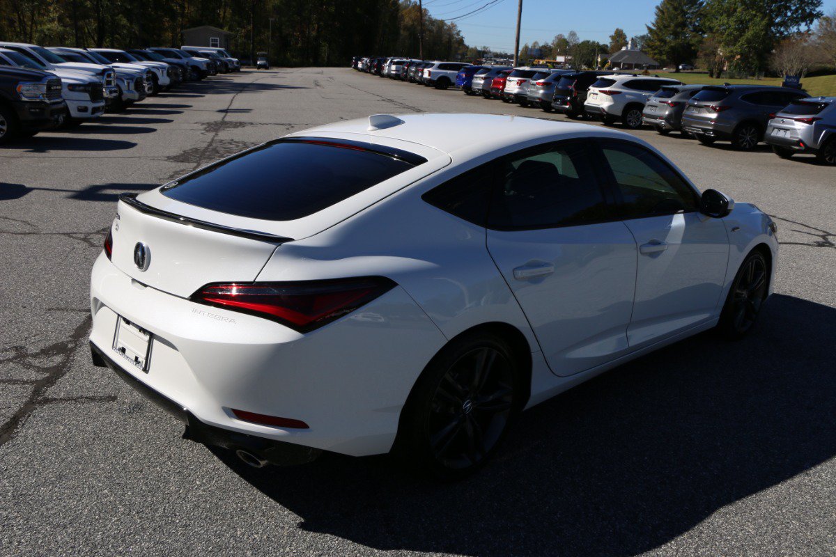 Used 2025 Acura Integra A-Spec FWD image 8