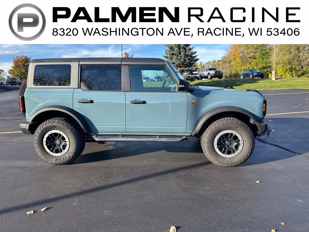 Used 2023 Ford Bronco Badlands AWD/4WD image 2