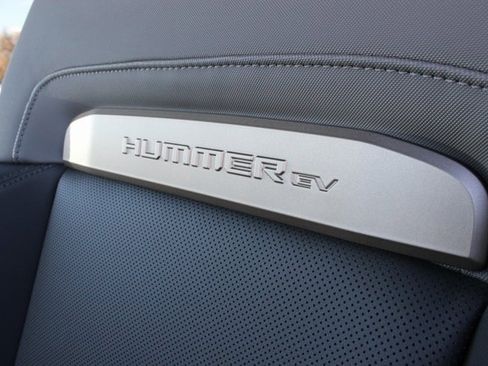 New 2025 GMC Hummer EV 3X w/ Extreme Off-Road Package image 23