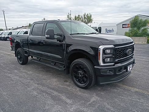 Used 2026 Ford F250 XLT w/ XLT Premium Package AWD/4WD image 2
