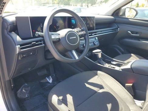 Certified 2026 Hyundai Tucson SE image 13