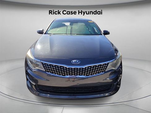 Used 2018 Kia Optima EX image 3