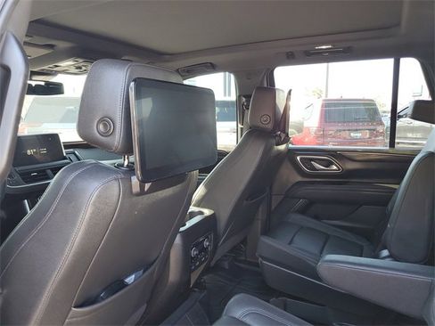 Used 2023 Chevrolet Tahoe Z71 w/ Luxury Package image 7