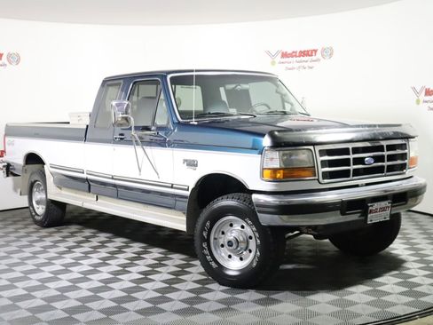 Used 1997 Ford F250 XLT HD image 2