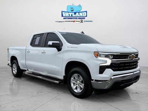 Used 2023 Chevrolet Silverado 1500 LT w/ Protection Package image 8