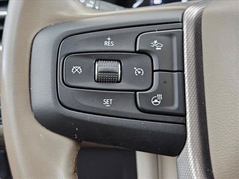 Used 2023 GMC Yukon XL Denali RWD image 22